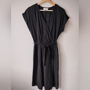 Universal Thread Size XS Black Wrap Dress